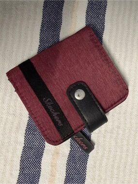 Skechers Trifold Wallet Burgundy Black Card Holder ID Organizer Compact Wallet